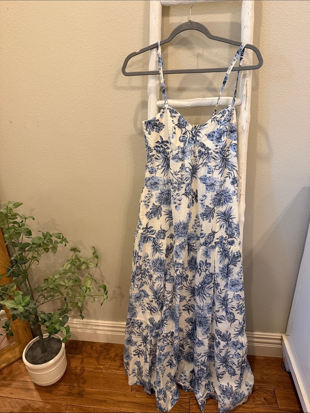 Blue & White Floral Maxi Dress - Taylor style small